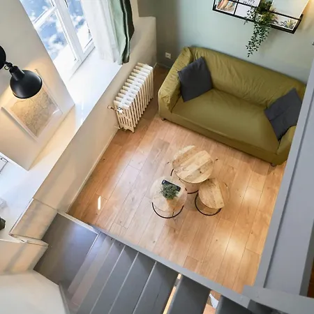 Beaux Arts : Equipe En Mezzanine